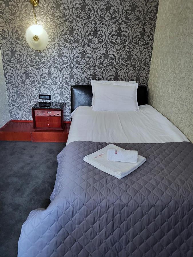 Club Hotel 3*